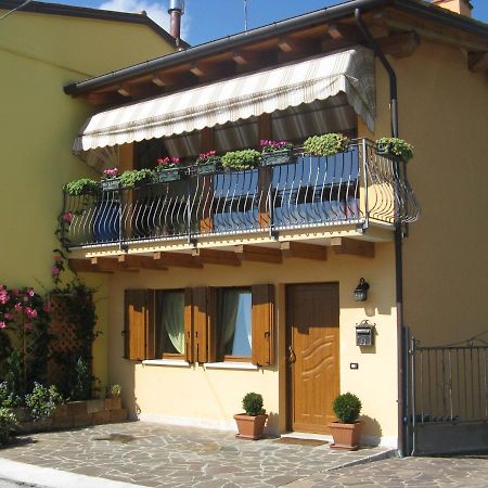 Wind'S House Bed & Breakfast Pove del Grappa Rom bilde