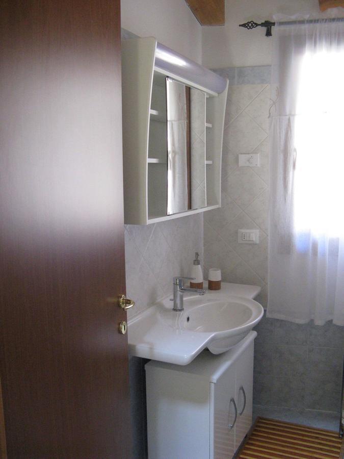 Wind'S House Bed & Breakfast Pove del Grappa Rom bilde
